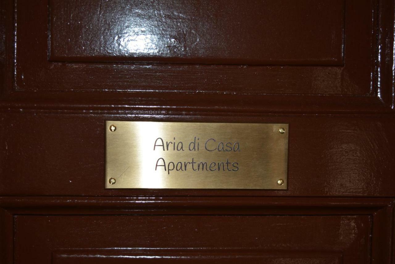 Aria Di Casa - Navigli Darsena Apartment Milan Exterior photo